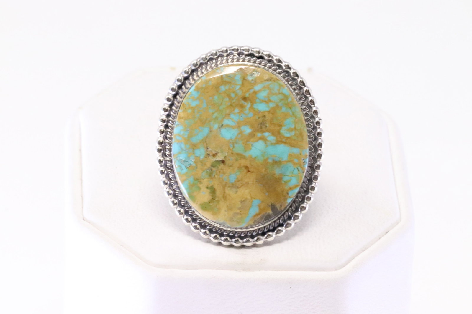 Native American Navajo Sterling Silver Turquoise Ring By Kiriza Tom.: This is a Native American Navajo Sterling Silver Turquoise Ring By Kiriza Tom. Ring size: 6.00.