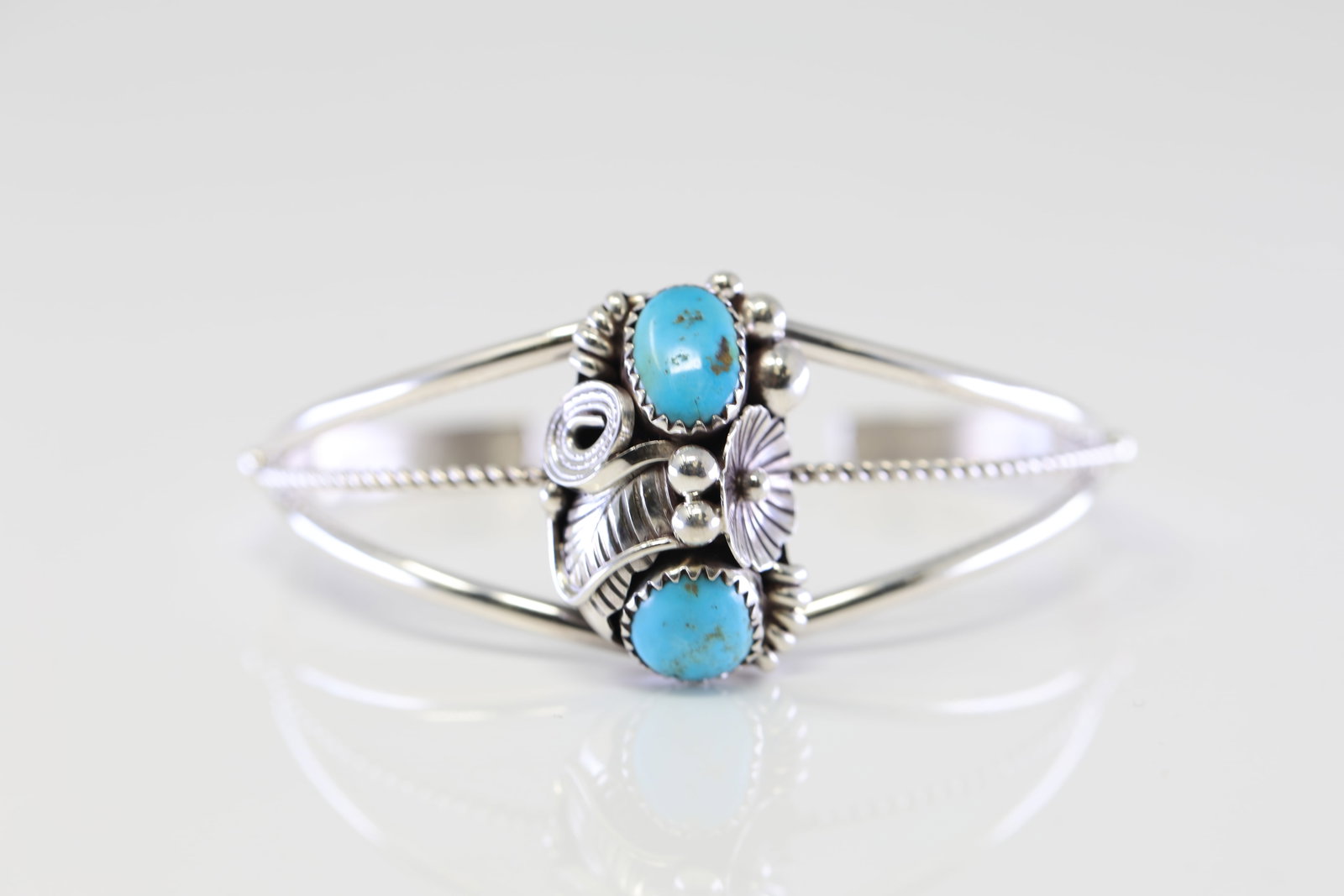Native America Navajo Sterling Silver Turquoise Bracelet Cuff By Max Calladitto.: This is a Native America Navajo Sterling Silver Turquoise Bracelet Cuff By Max Calladitto.