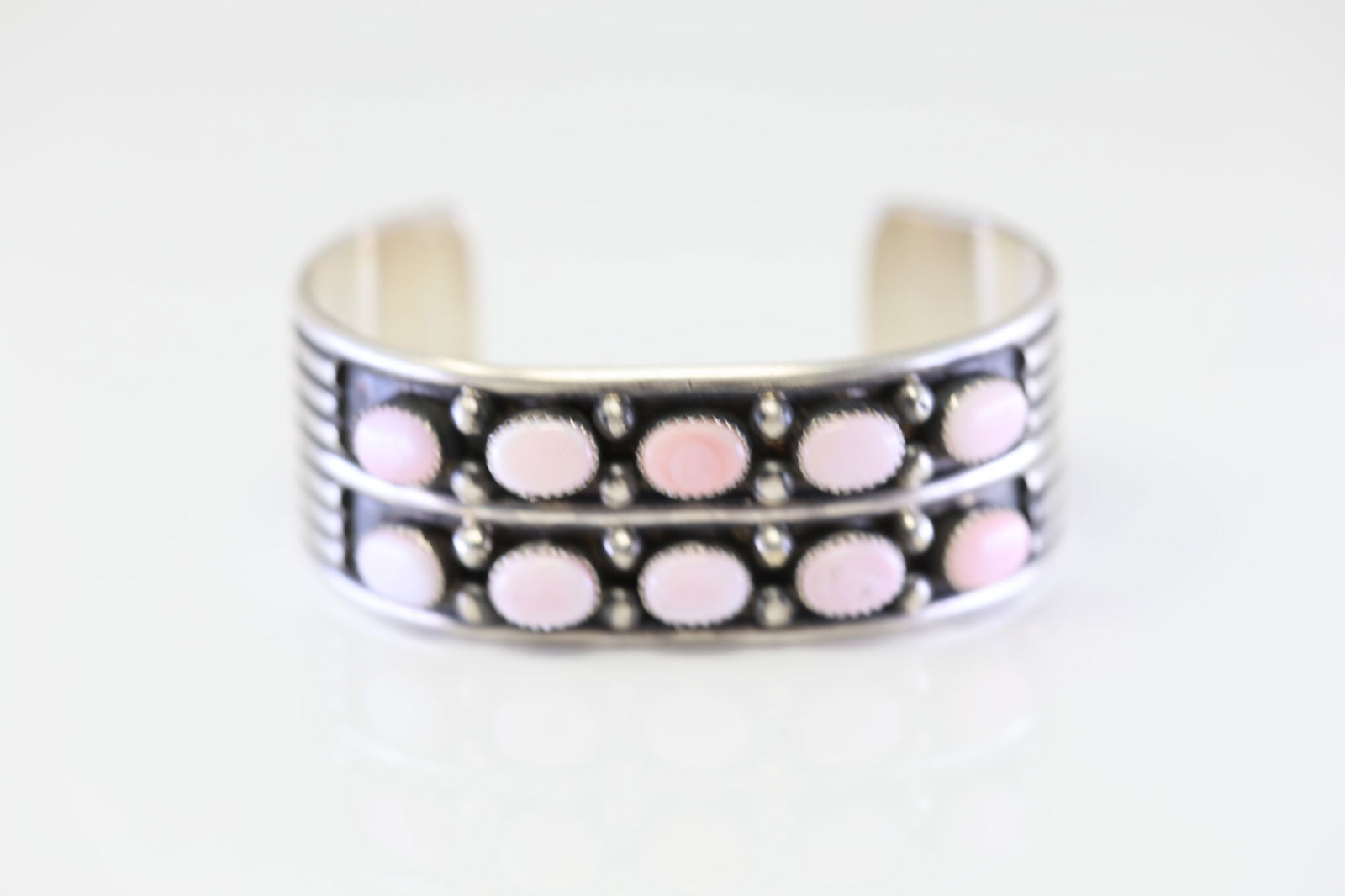 Native America Navajo Sterling Silver Pink Concho Shell Bracelet Cuff By Paul Largo. (1 of 4)