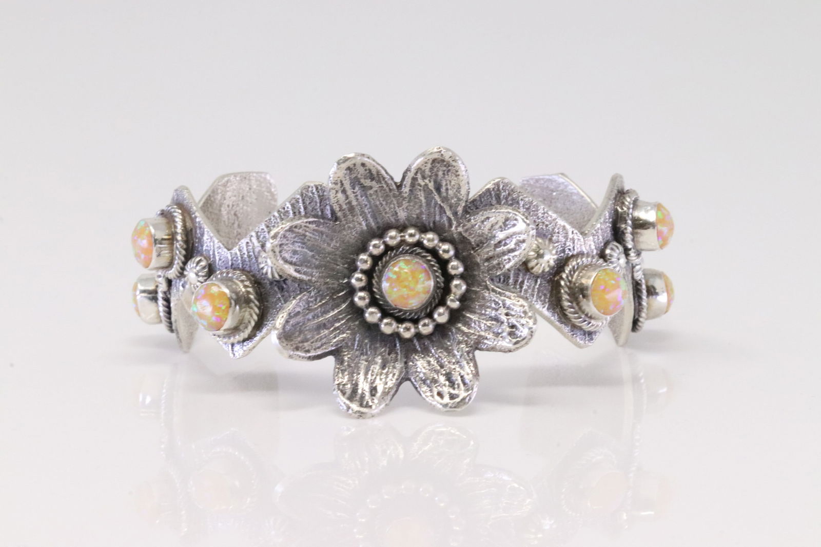 Native America Navajo Sterling Silver Yellow Fire Opal Bracelet Cuff By W.D. (1 of 4)