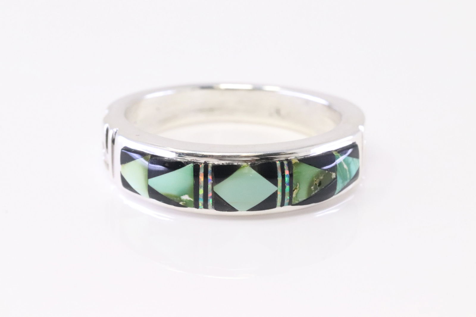 Native America Navajo Sterling Silver Multi-Color Inlay Ring. (1 of 4)