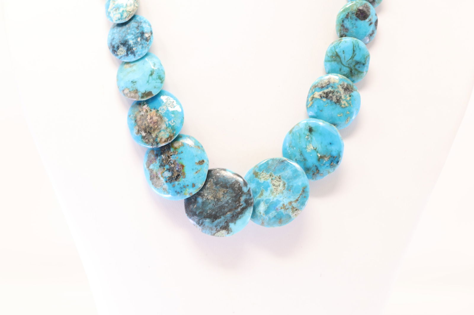 Native America Navajo Sterling Silver Santa Domingo Turquoise Necklace By Joe Garcia. (1 of 4)