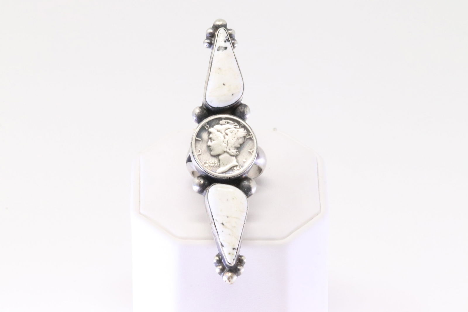 Native America Navajo Sterling Silver White Buffalo Liberty Dime Ring By Robert Shakey. (1 of 4)