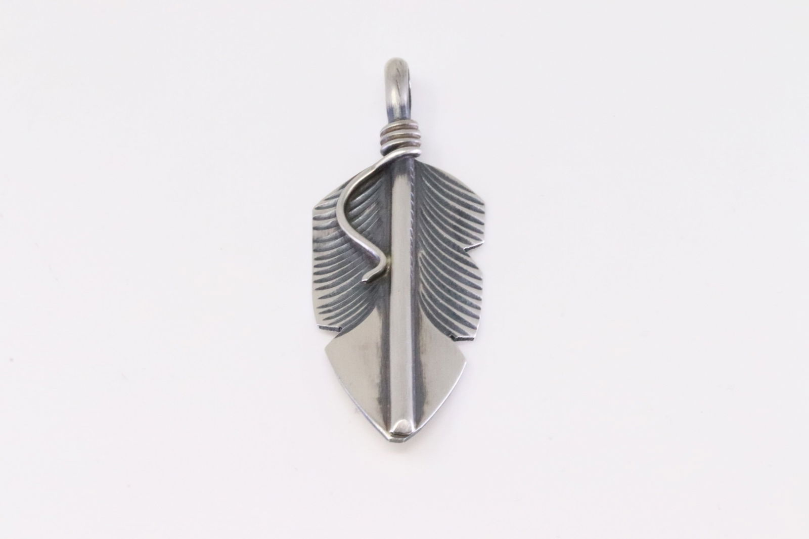 Native America Navajo Sterling Silver Feather Pendant By Chris Charlie. (1 of 3)