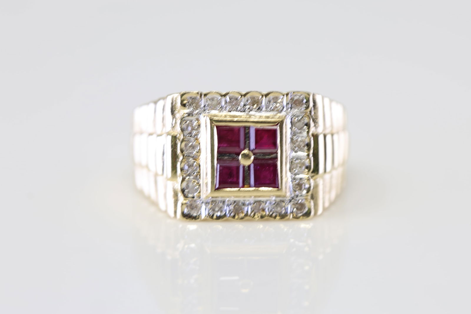 Ruby & Diamond Ring 14k (1 of 4)