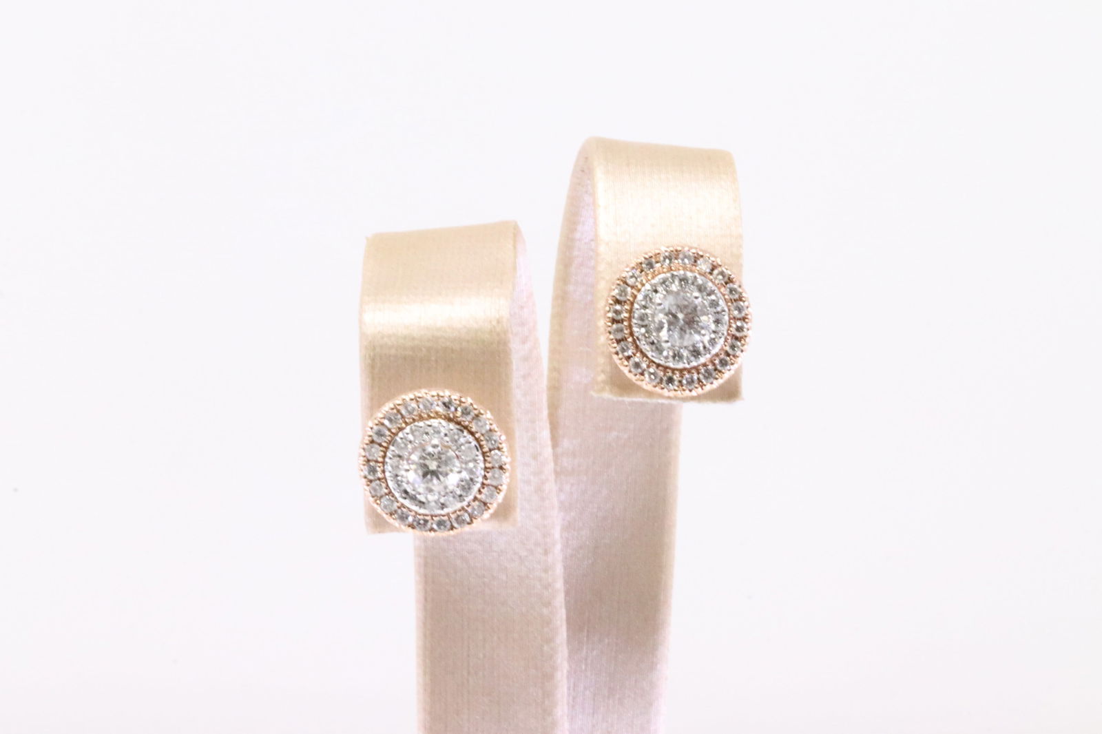 Diamond Stud Earring (1 of 4)