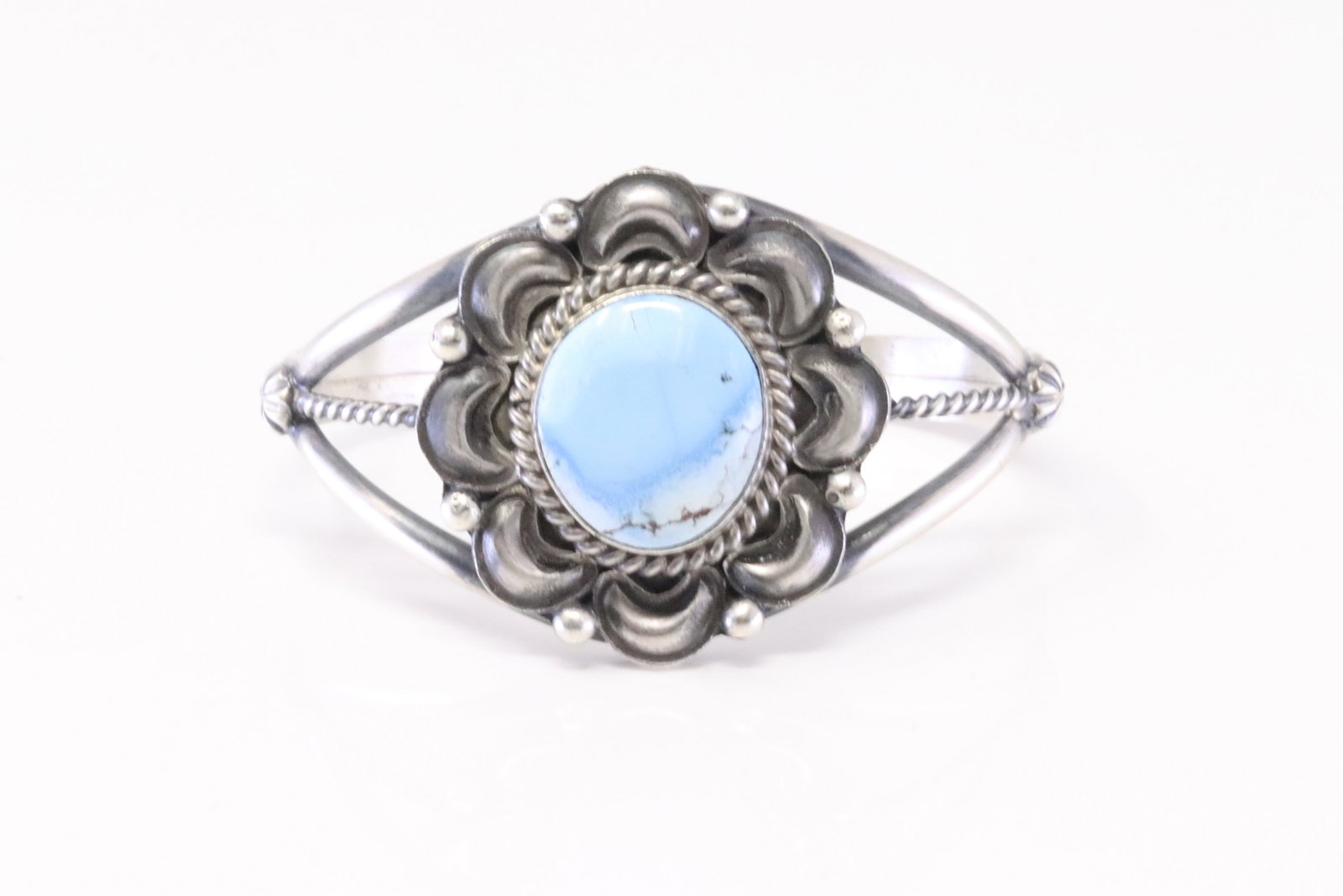 Native America Navajo Sterling Silver Golden Hills Turquoise Bracelet Cuff By Ray Delgarito.: This is a Native America Navajo Sterling Silver Golden Hills Turquoise Bracelet Cuff By Ray Delgarito.