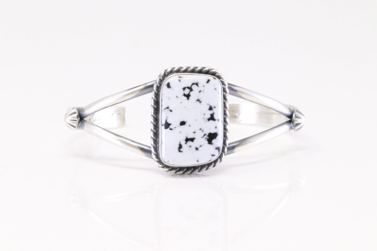 Native America Navajo Sterling Silver White Buffalo Bracelet Cuff By Augustine Largo. (1 of 4)