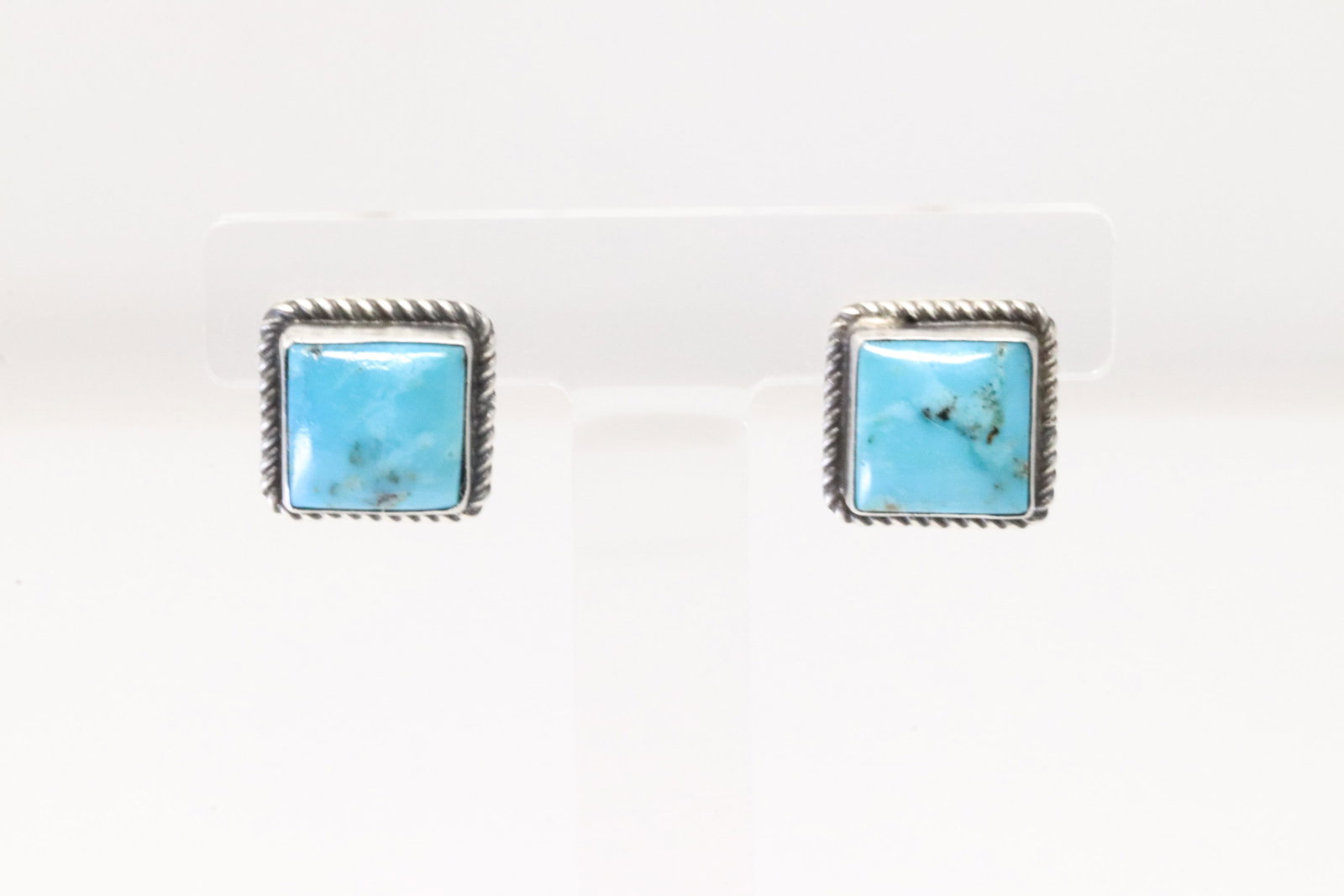 Native America Navajo Sterling Silver Kingman Turquoise Post Earring's By Judith Dixon.: This is a Native America Navajo Sterling Silver Kingman Turquoise Post Earring's By Judith Dixon.