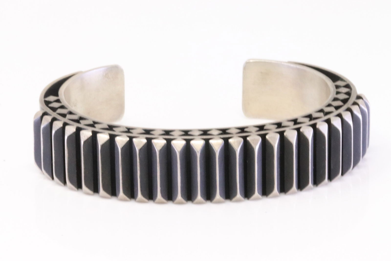 Native America Navajo Sterling Silver Solid Double Raised Bracelet Cuff By Leander Tahe. (1 of 4)