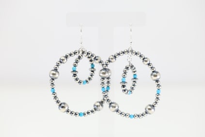 Native America Navajo Sterling Silver Turquoise / Beaded Dangling Earring's.