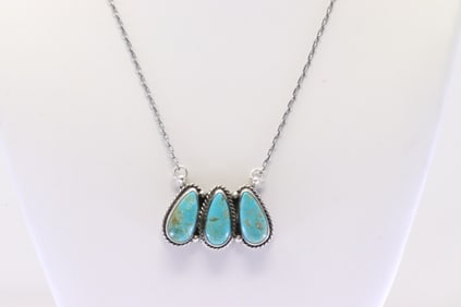 Native America Navajo Sterling Silver Kingman Turquoise Necklace By Donovan Skeets.