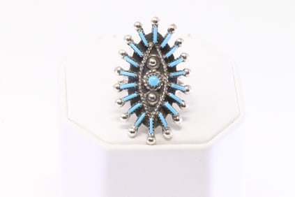 Native America Zuni Sterling Silver Turquoise Needlpoint Ring By Philander Gia.