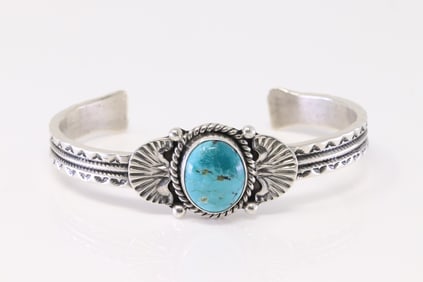 Native America Navajo Sterling Silver Turquoise Bracelet Cuff By G.Hale.