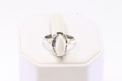 Native America Navajo Sterling Silver White Stone Ring By J.F.