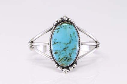 Native America Navajo Sterling Silver Kingman Turquoise Bracelet By Augustine Largo.