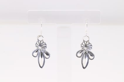 Native America Navajo Sterling Silver Dangling Earring's By Ryntanna Yazzie.