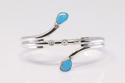 Native America Navajo Sterling Silver Turquoise Bracelet Cuff By Thomas Yazzie.