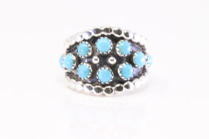 Native America Navajo Sterling Silver Turquoise Ring By Thomas Yazzie.