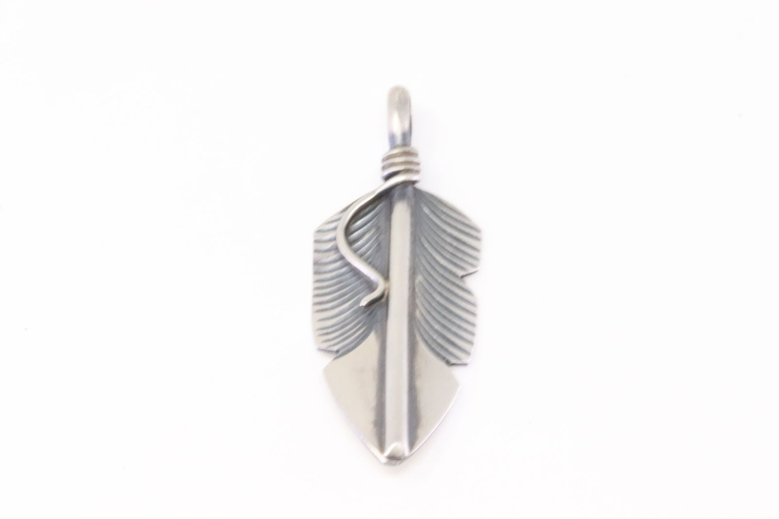 Native America Navajo Sterling Silver Feather Pendant By Chris Charlie. (1 of 3)