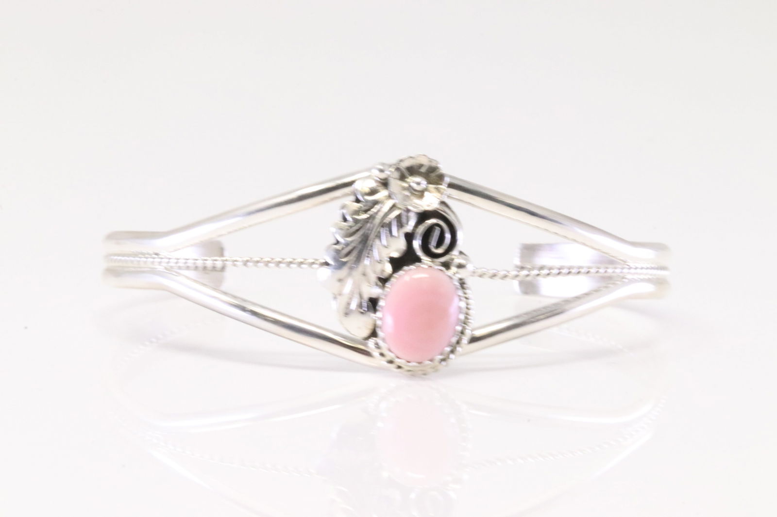 Native American Navajo Sterling Silver Pink Conch Bracelet Cuff By Y. (1 of 4)