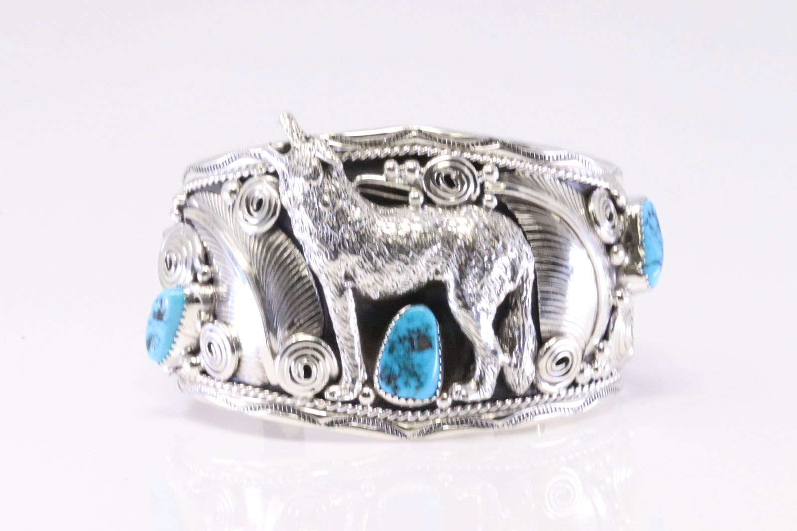Native America Navajo Sterling Silver Turquoise Wolf Casted Bracelet Cuff By Darrell Morgan. (1 of 4)