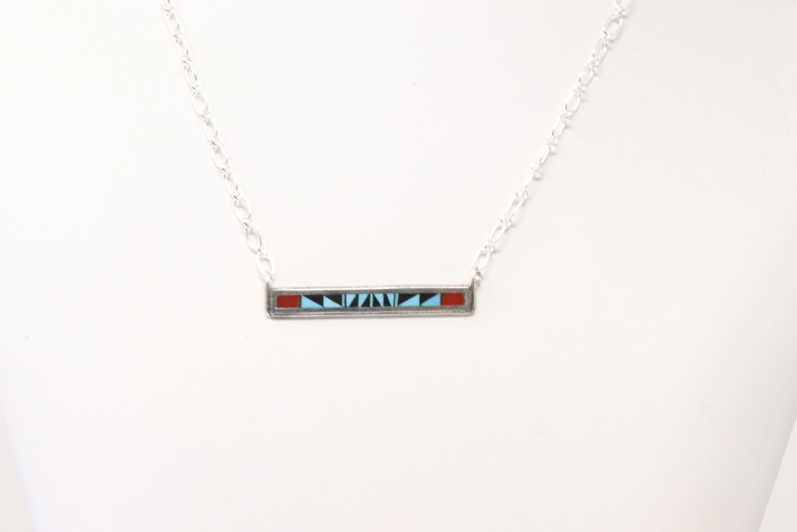 Native America Zuni Sterling Silver Multi-Color Stone Inlay Necklace By Phil & Rachel Weahkee.: This is a Native America Zuni Sterling Silver Multi-Color Stone Inlay Necklace By Phil & Rachel Weahkee. Necklace length: 16.00"