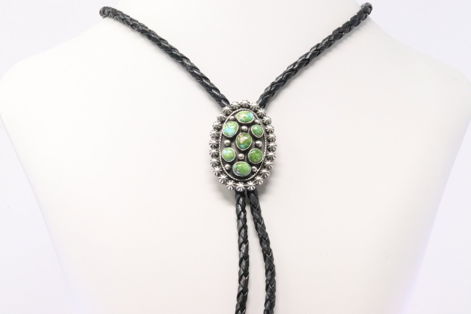 Native America Navajo Sterling Silver Sonora Gold Turquoise Blo Necklace By Paige Gordon.: This is a Native America Navajo Sterling Silver Sonora Gold Turquoise Blo Necklace By Paige Gordon. Necklace length: 40.00"