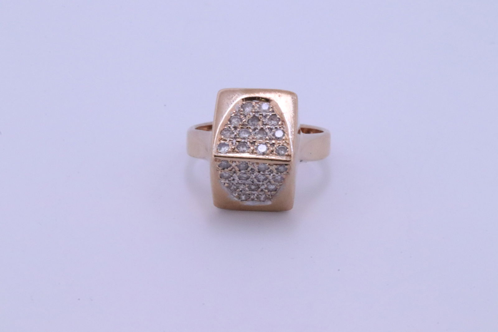 Diamond Ring 10Kt. (1 of 5)