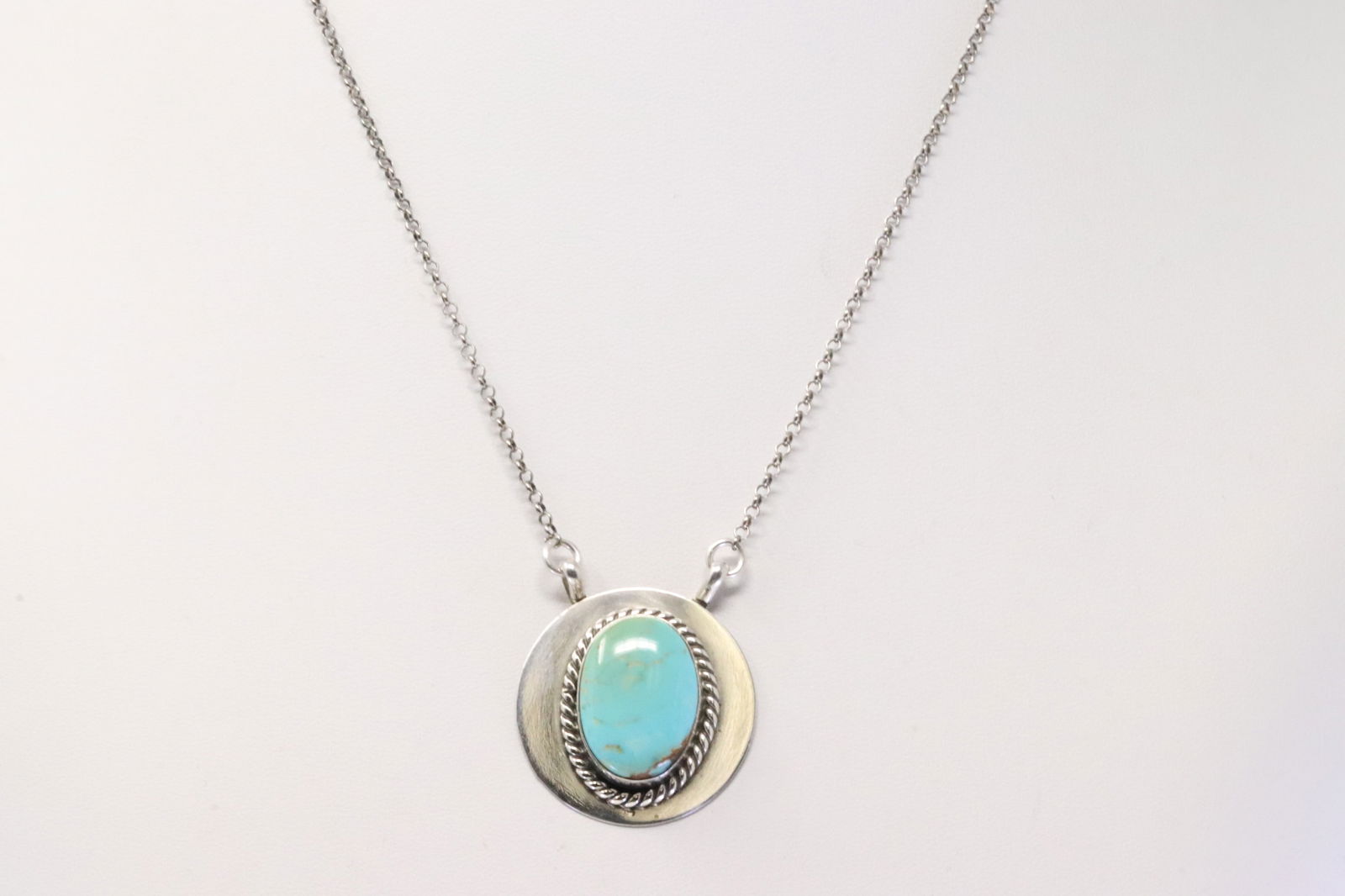 Native America Navajo Sterling Silver Kingman Turquoise Necklace. Made U.S.A. (1 of 4)