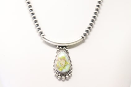 Native America Navajo Sterling Silver Palomino Necklace By Tom Lewis.