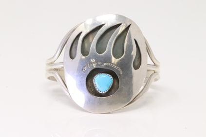 Native America Navajo Sterling Silver Bear Paw Turquoise Bracelet By Pearlene Spencer.