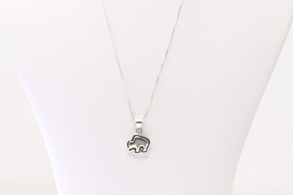 Native America Navajo Sterling Silver Buffalo Pendant with A 925 Necklace.