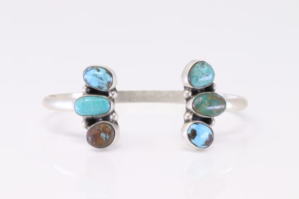 Native America Navajo Sterling Silver Kingman Turquoise Bracelet By Geraldine James.