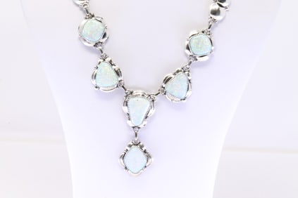 Native America Navajo Sterling Silver Synthetic Opal Necklace By Clam Nalwood.