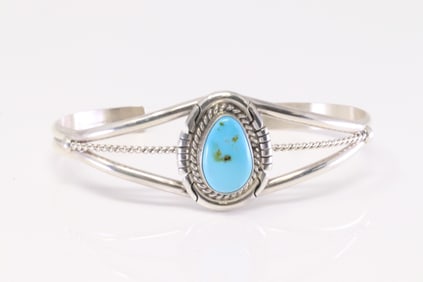 Native America Navajo Sterling Silver Kingman Turquoise Bracelet By David Skeets.
