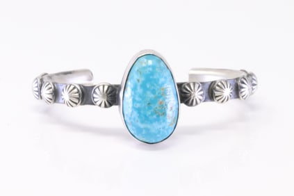 Native America Navajo Sterling Silver Turquoise Bracelet Cuff By Chimney Butte.