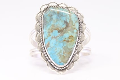 Native America Navajo Sterling Silver Numero 8 Turquoise Bracelet Cuff By Danny Hinio.
