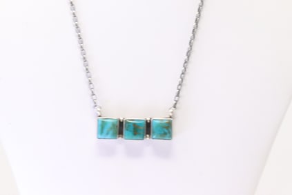 Native America Navajo Sterling Silver Kingman Turquoise Necklace By Donovan Skeets.