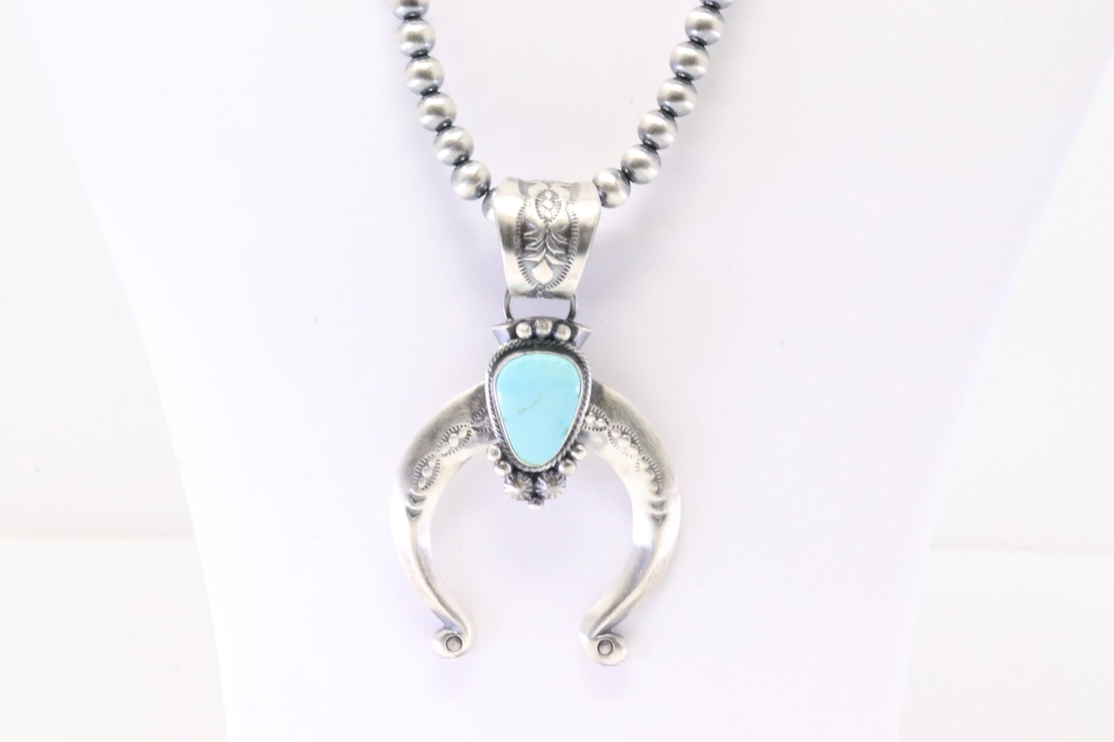 Native America Navajo Sterling Silver Turquoise Naja Necklace By Samuel Yellowhair. (1 of 4)