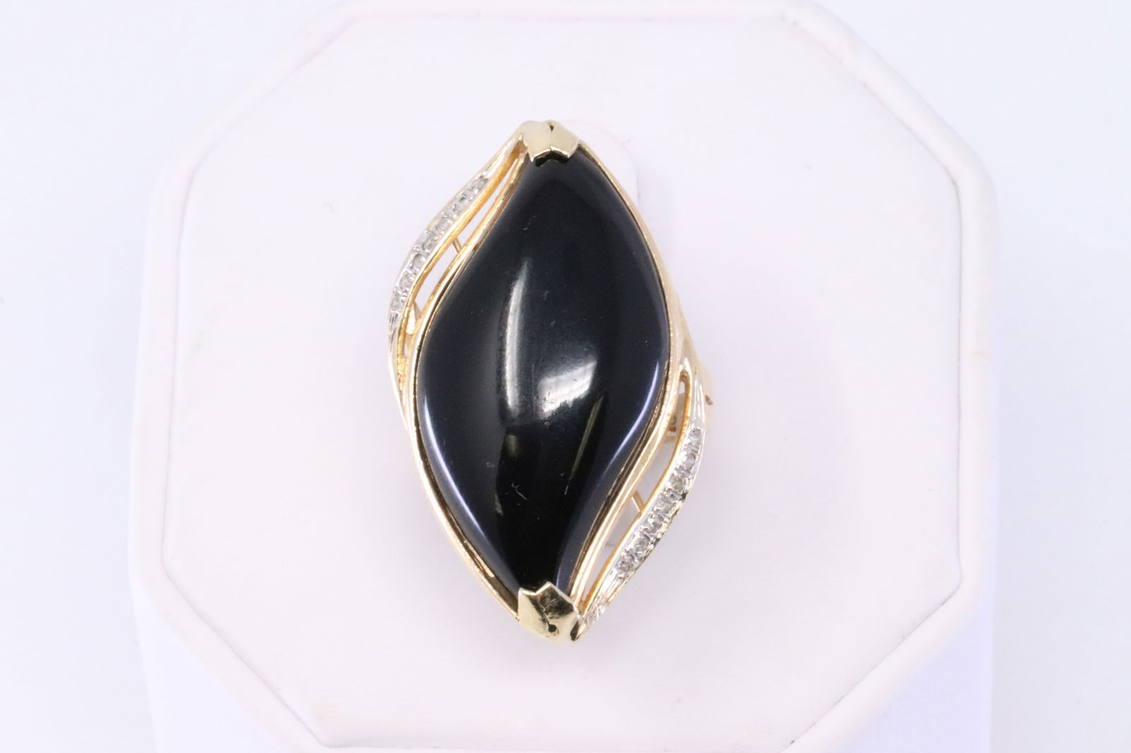 ONYX 14K Gold with Diamond  Accent (1 of 6)