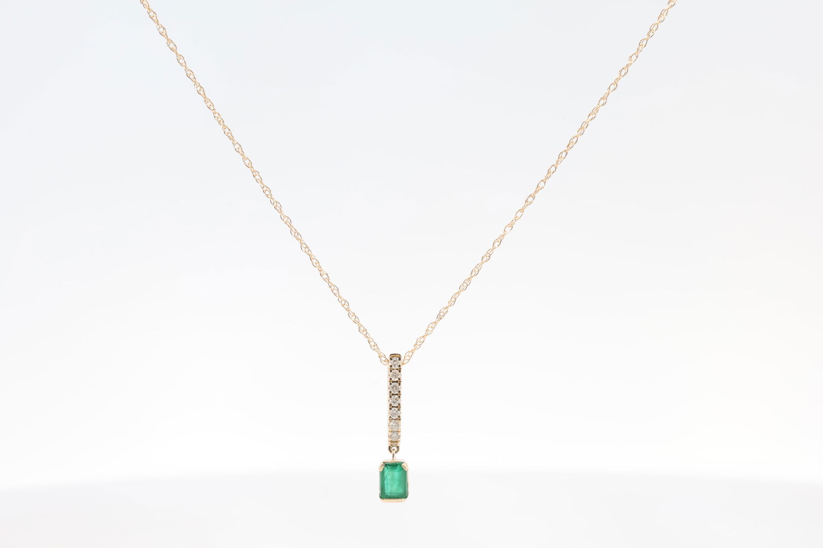 Emerald & Diamond Pendant / Necklace 14Kt. (1 of 3)