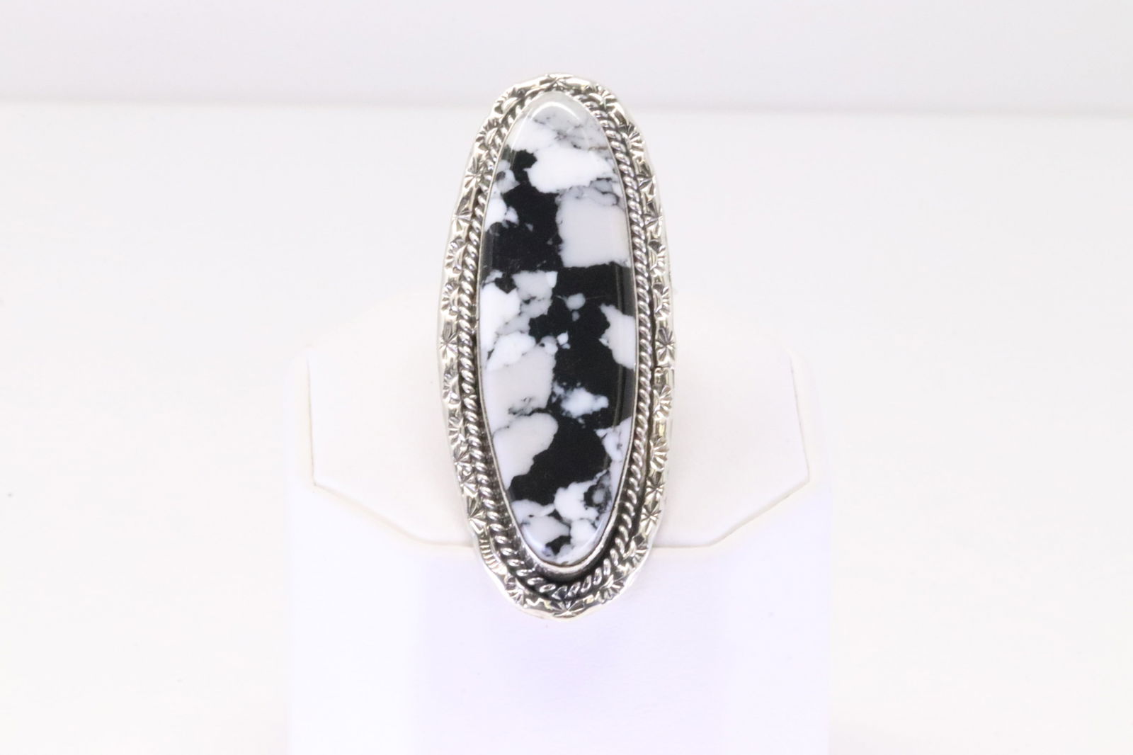 Native America Navajo Sterling Silver Synthetic White Buffalo Ring By Y.Y. (1 of 4)