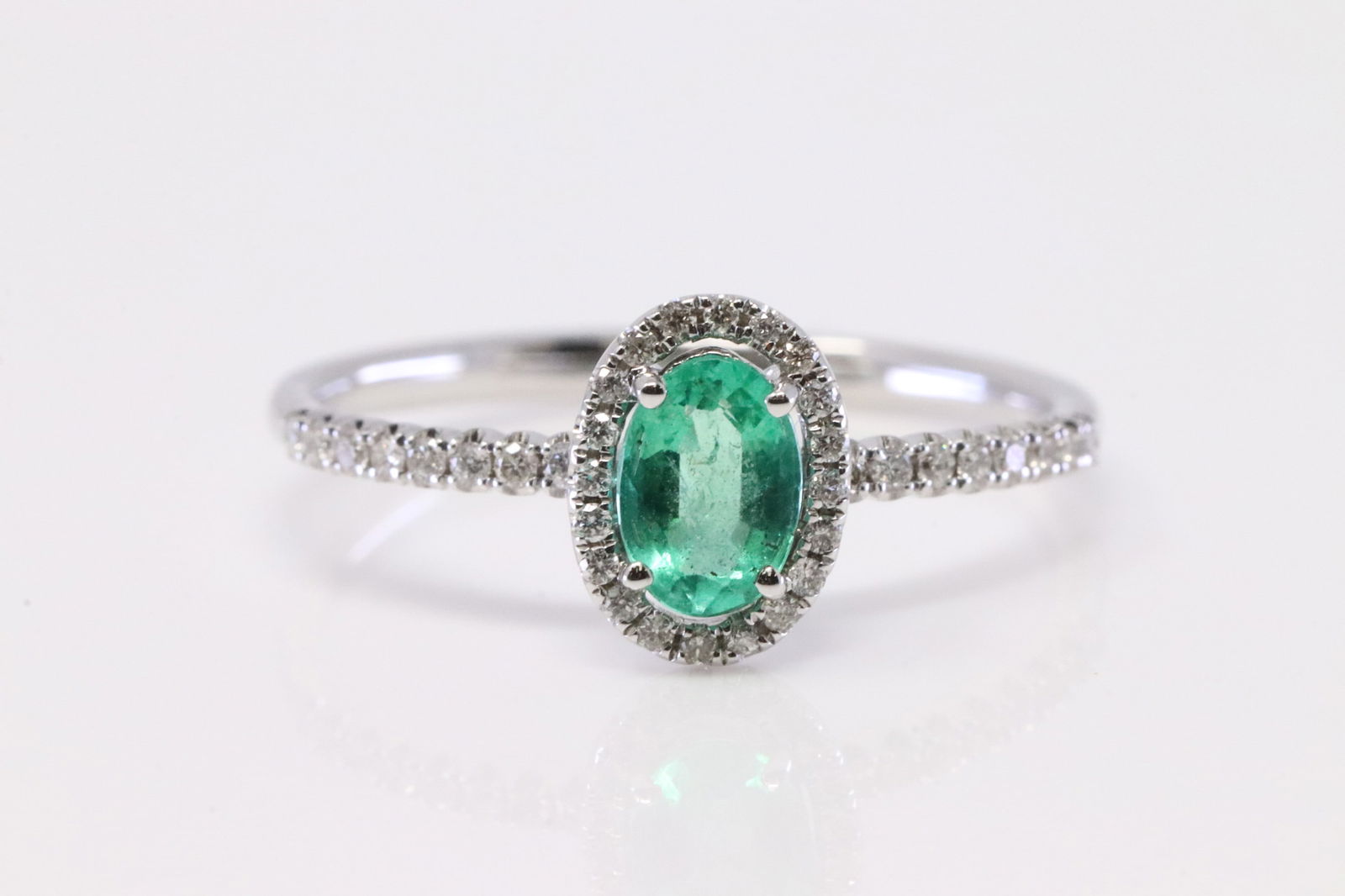 Emerald & Diamond Ring 14Kt. (1 of 4)