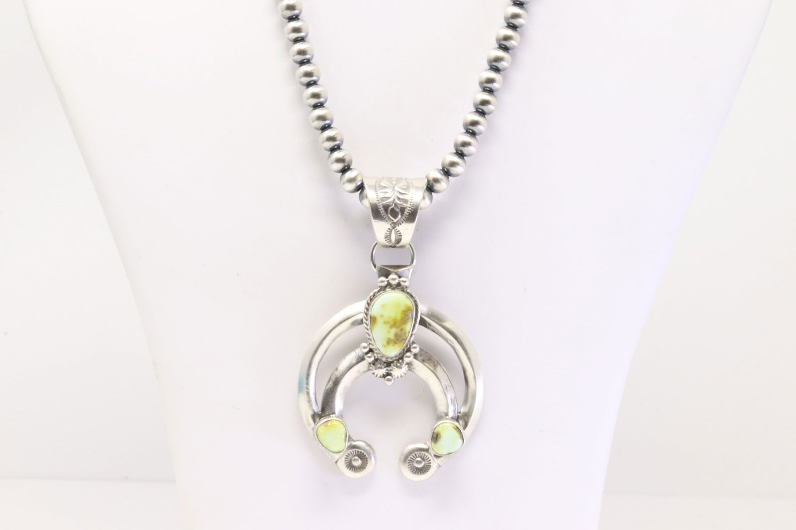 Native America Navajo Sterling Silver Palomino Naja Necklace By Samuel Yellowhair. (1 of 4)