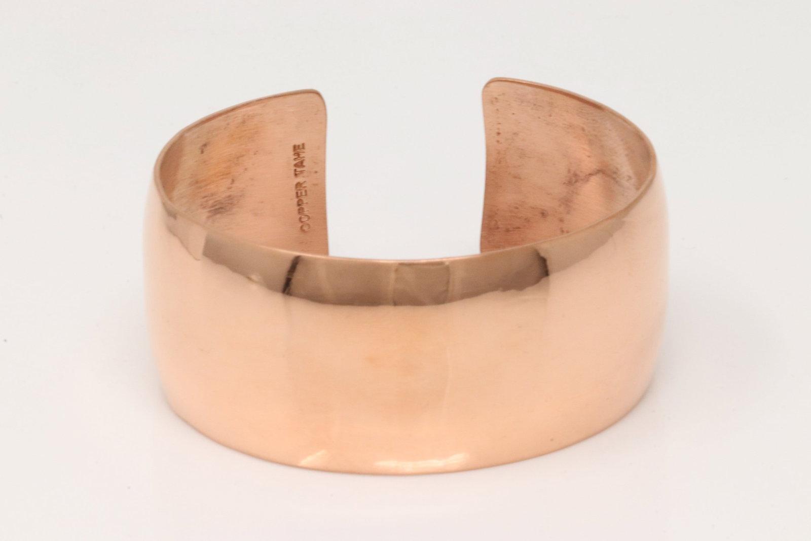 Native America Navajo Copper Bracelet Cuff By Elaine Tahe.: This is a Native America Navajo Copper Bracelet Cuff By Elaine Tahe.