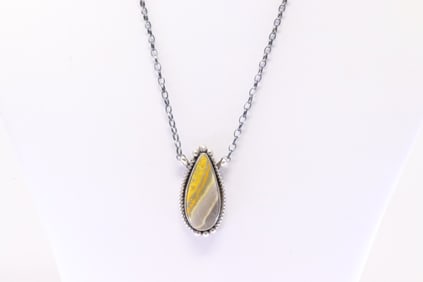 Native America Navajo Sterling Silver Bumble Bee Necklace By Judith Dixon.