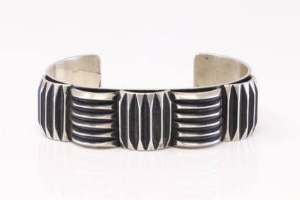 Native America Navajo Sterling Silver Bracelet Cuff By L.Tahe.