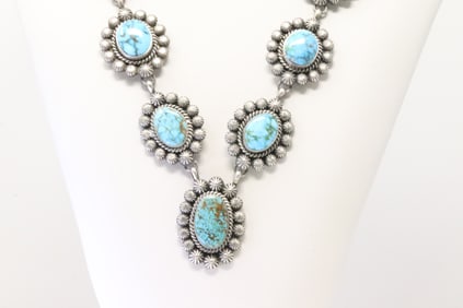 Native America Navajo Sterling Silver Kingman Turquoise Necklace By Micahel Calladitto.
