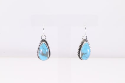 Native America Navajo Sterling Silver Kingman Turquoise Dangling Earring's By Sheryl Kee.